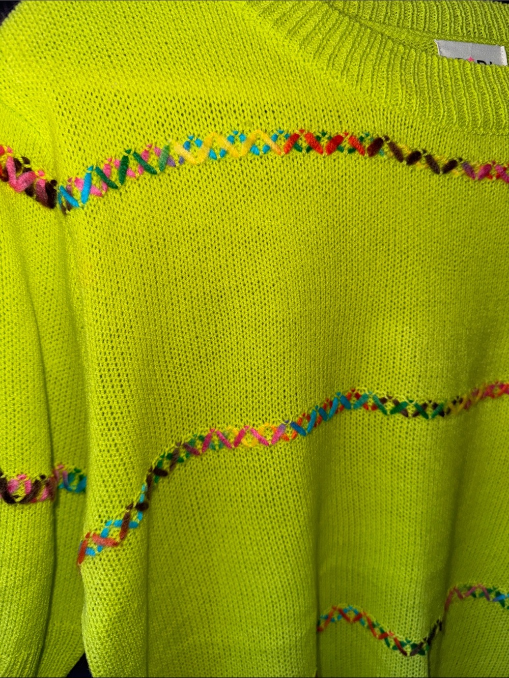 BIBI Neon Lime Short Sleeve Knit Sweater - Women's Size Large - Picture 3 of 6